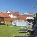 Eszter Сasa de vacaciones
